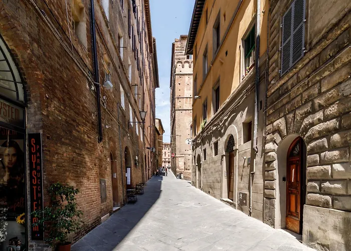 Guesthost - Charme In The Historic Centre Of Daire *