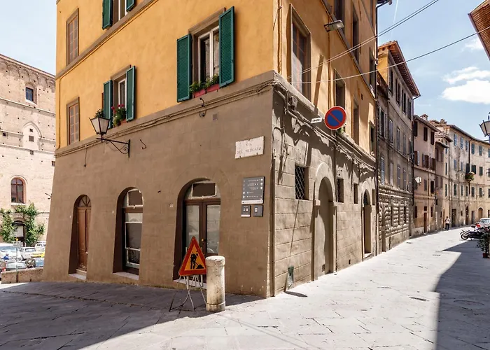 Daire Guesthost - Charme In The Historic Centre Of *