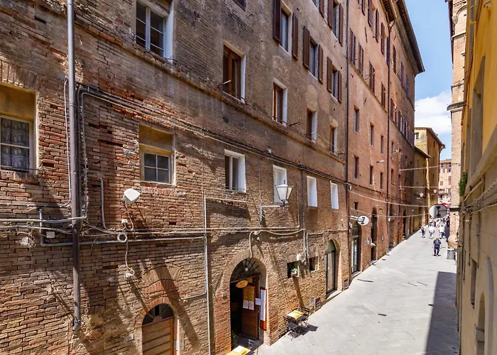 Daire Guesthost - Charme In The Historic Centre Of *