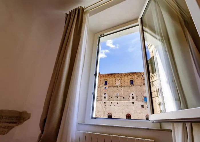 Guesthost - Charme In The Historic Centre Of Daire *